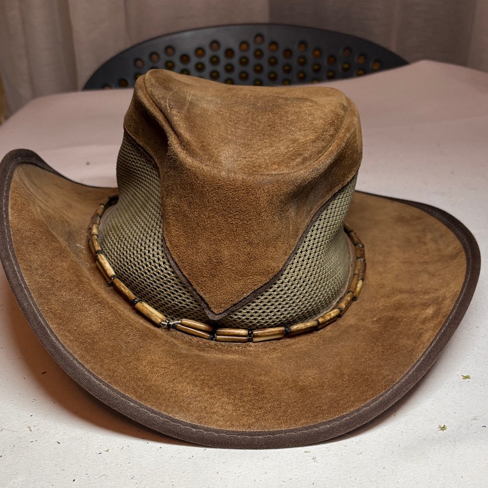 Head n’ Home Viper Suede and Mesh Vented Hat Size L